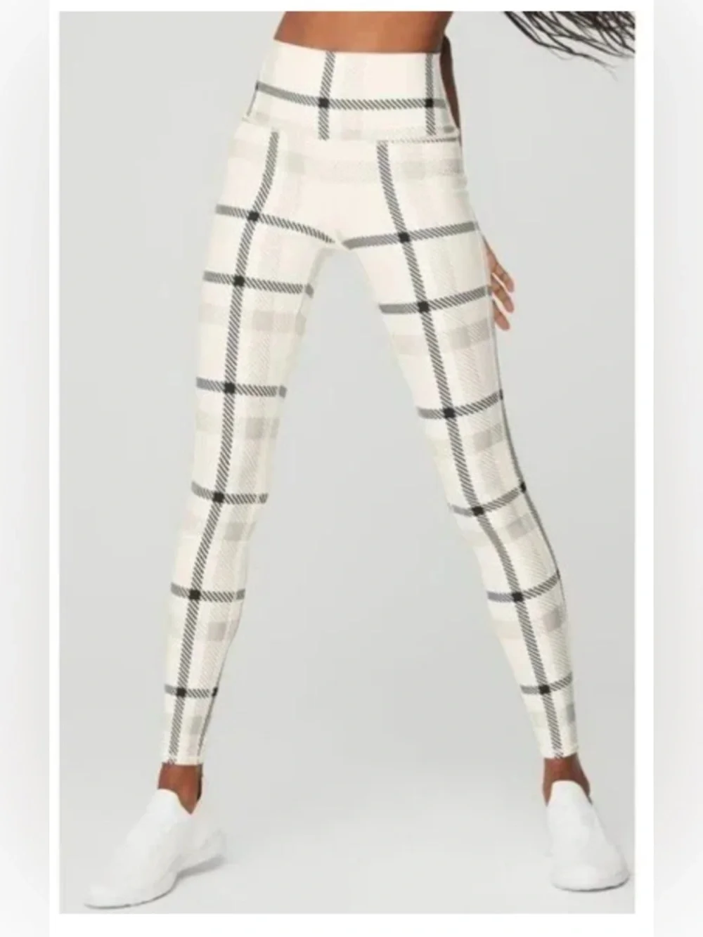 Alo High-Waist Airlift Magnified Plaid Legging Ivory Black Tartan Hi-Rise Tight